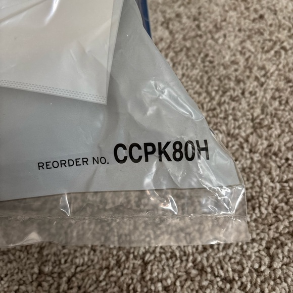 Oreck Brand Odor Eliminating Upright Vacuum Bags 8 Pack CCPK80H Type CC SEALED - Picture 4 of 4